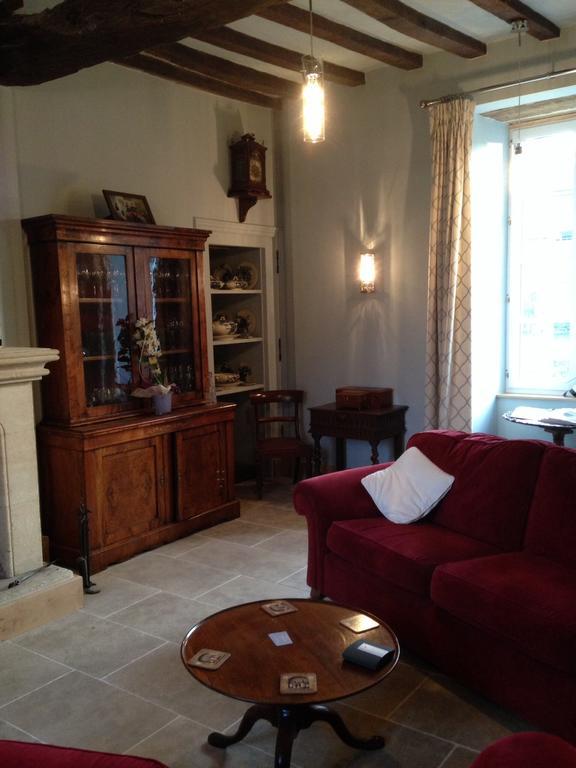 Le Manoir De La Vieille Douve Bed & Breakfast Bourg-d'Ire Екстериор снимка
